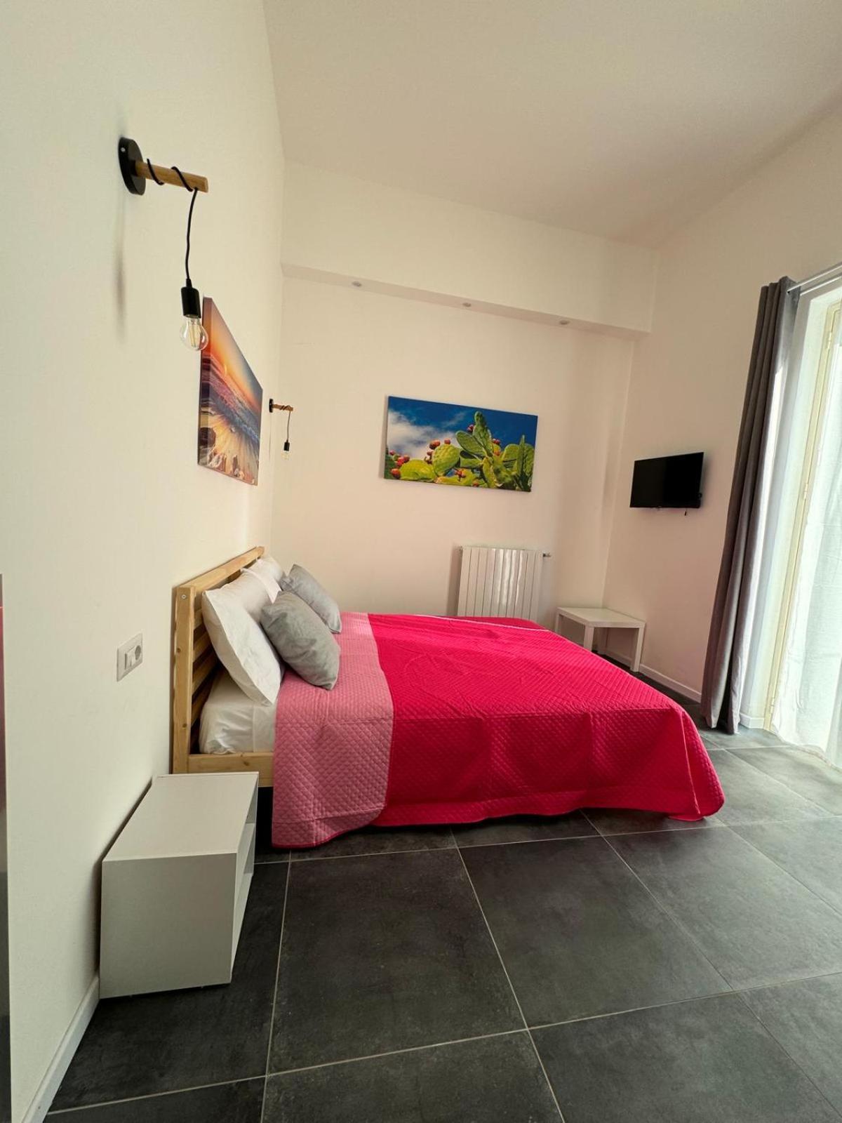 My Happy Place Rooms Palermo Bagian luar foto