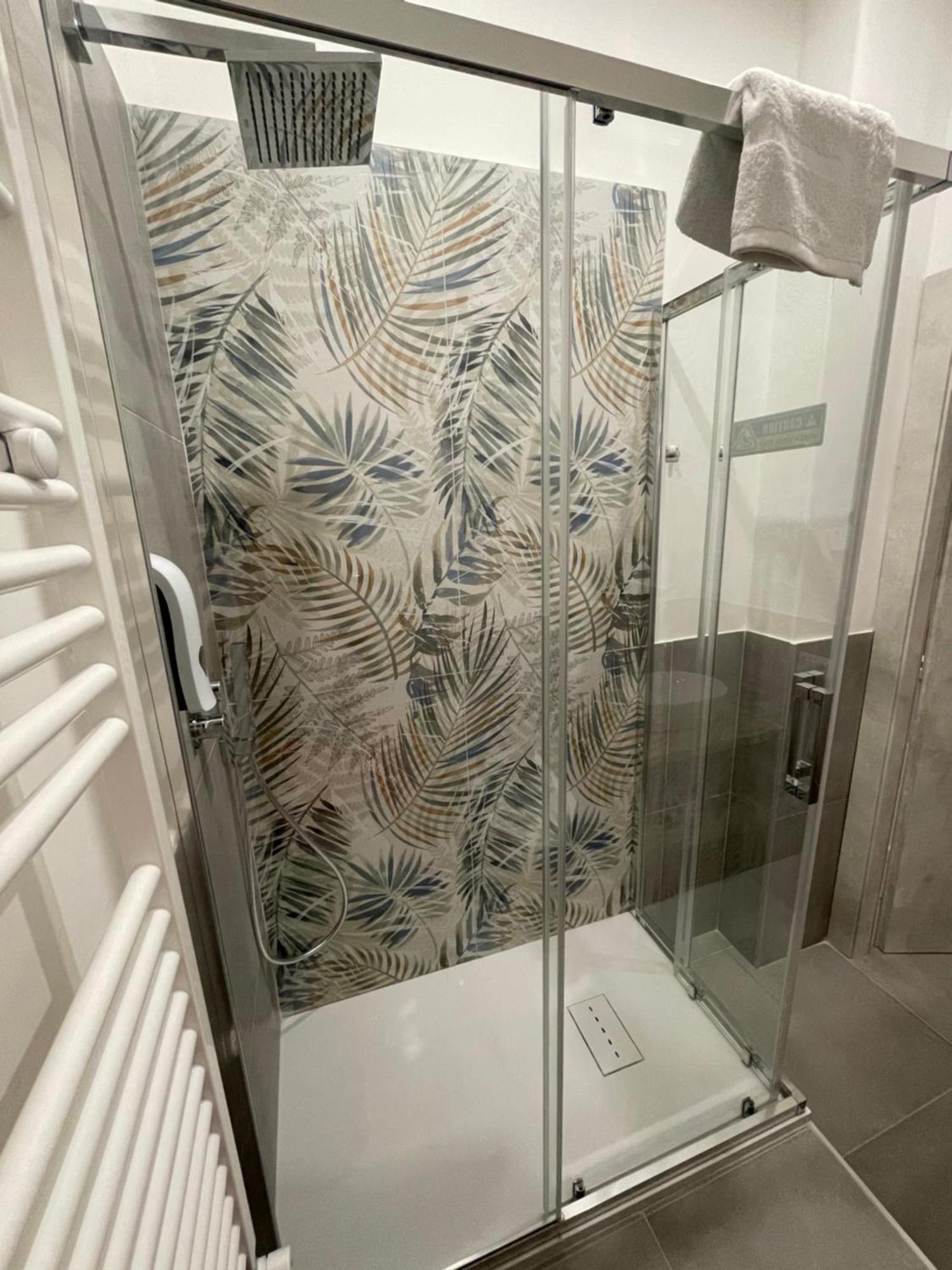 My Happy Place Rooms Palermo Bagian luar foto