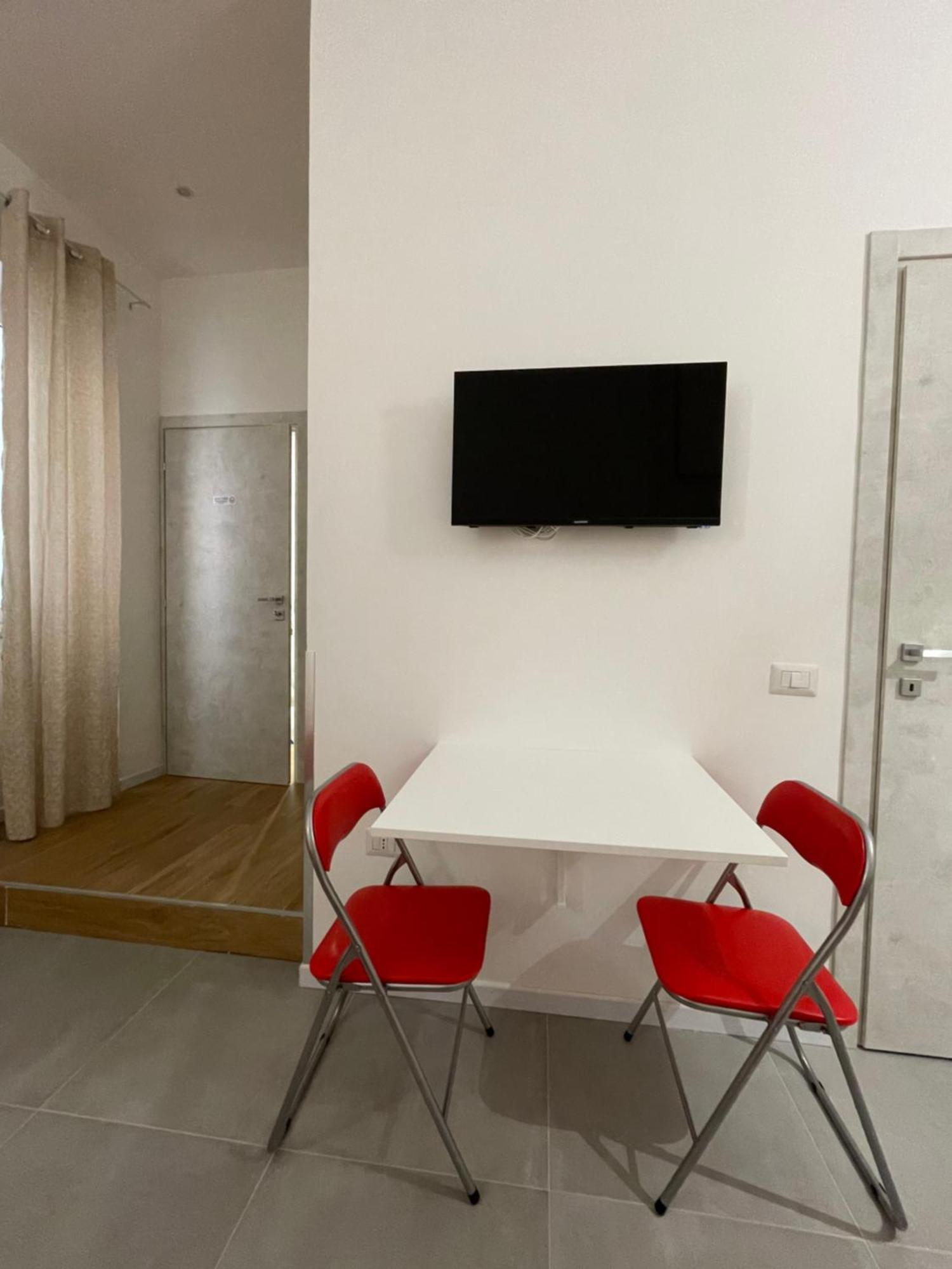 My Happy Place Rooms Palermo Bagian luar foto
