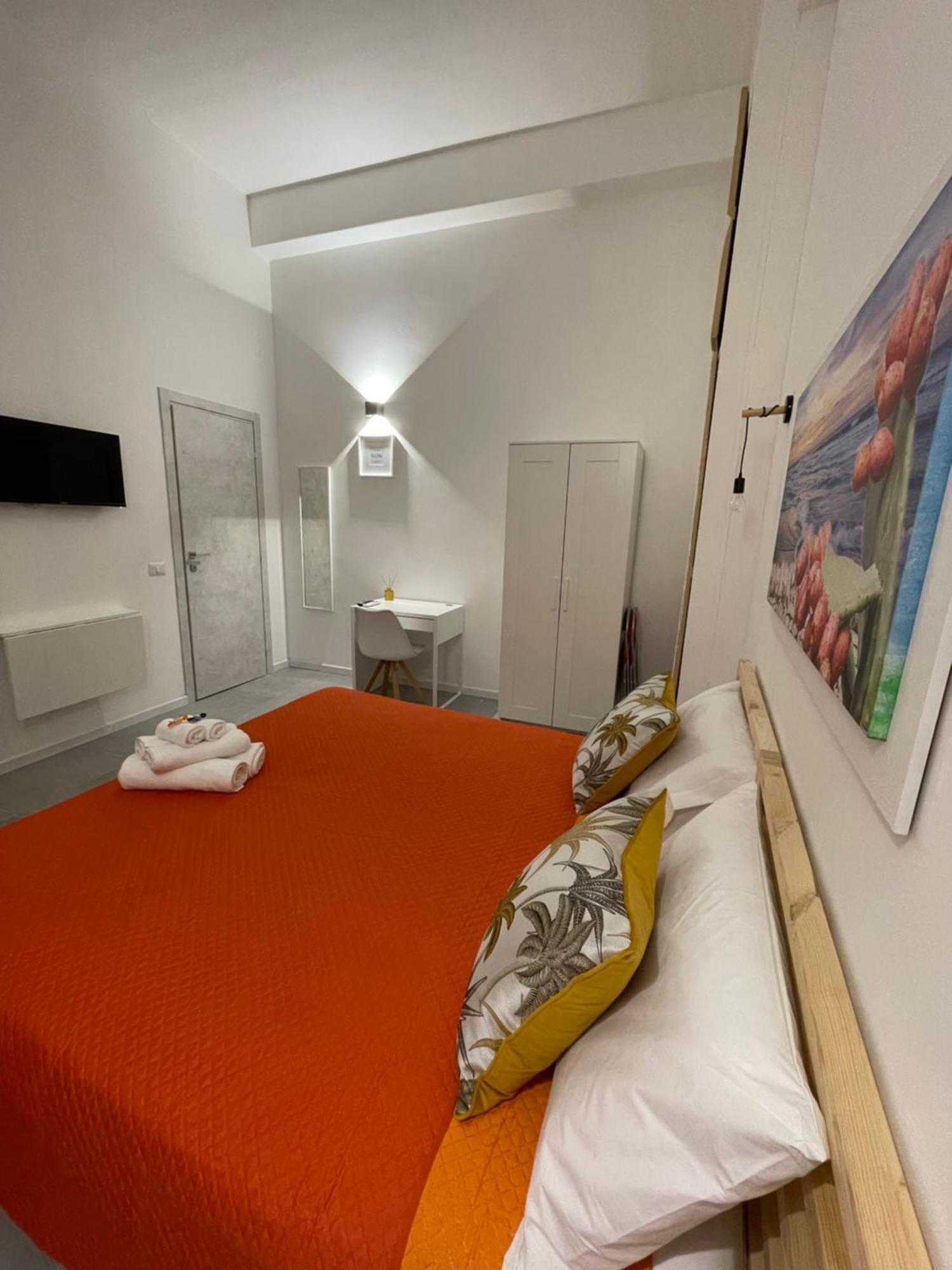 My Happy Place Rooms Palermo Bagian luar foto