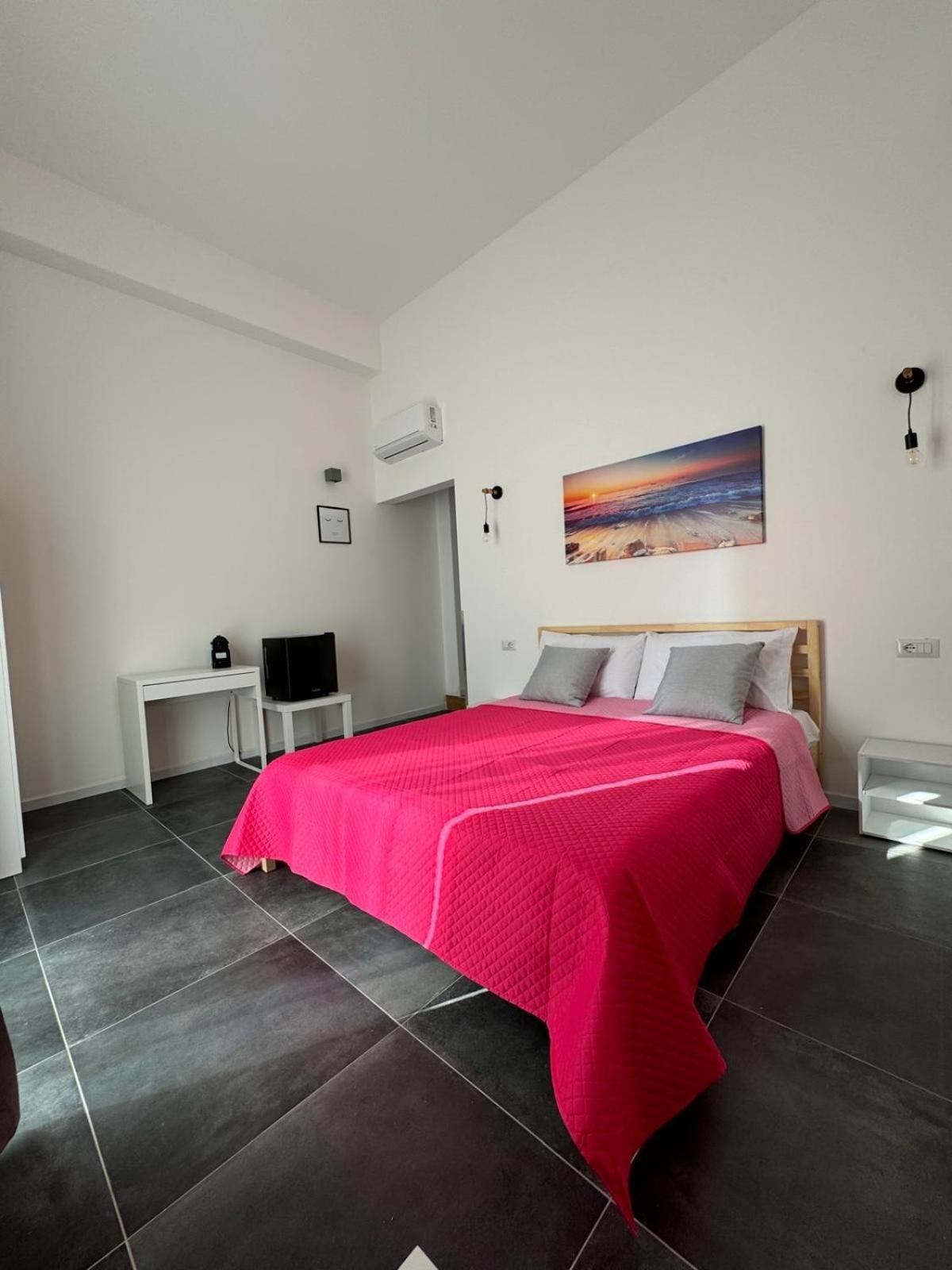My Happy Place Rooms Palermo Bagian luar foto